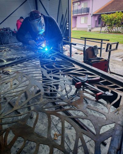 IMG-4f90bf7b96845ad8f868d53565c0f1a6-V